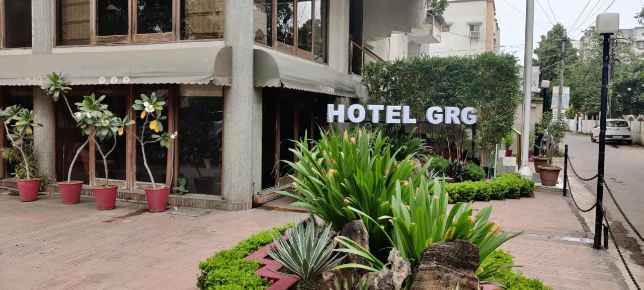 Hotel GRG Vadodara Exterior foto